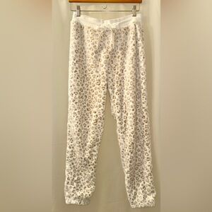 Z Supply Cozy Leopard Print Fleece Pants